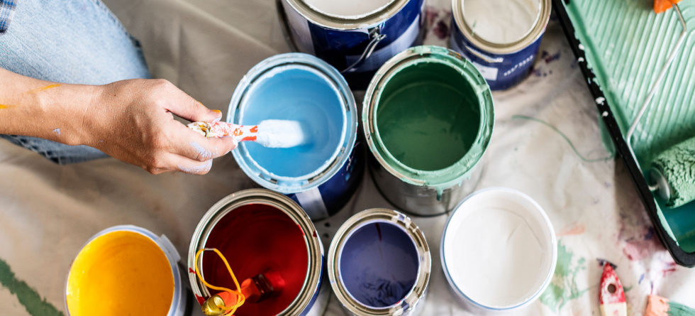 How much interior paint do I need for a 1500 square foot house?